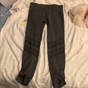 Grey cropped leggings ever last